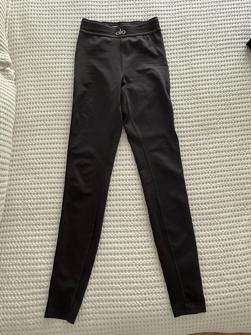 ALO Yoga Black High Rise Logo Waistband Full Length Leggings
